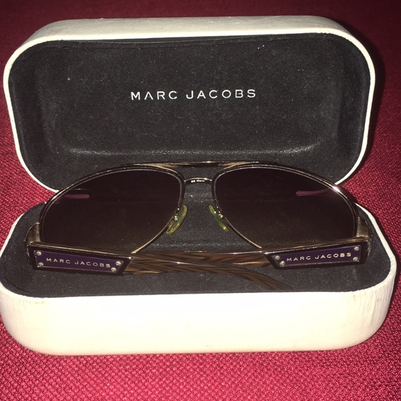 Marc Jacobs Accessories - MARC JACOBS Sunnies